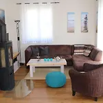 Dom wakacyjny Mit Garten- Sauna- Kamin Und Whirlpool By Interhome