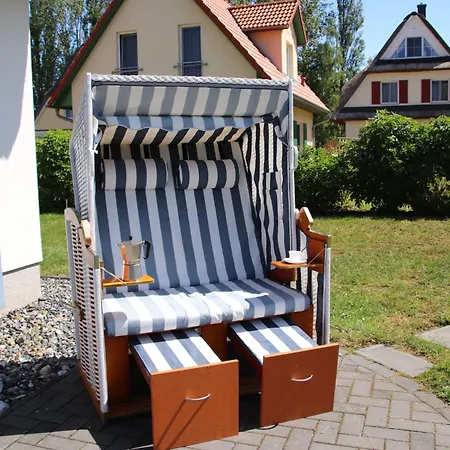 Mit Garten- Sauna- Kamin Und Whirlpool By Interhome *